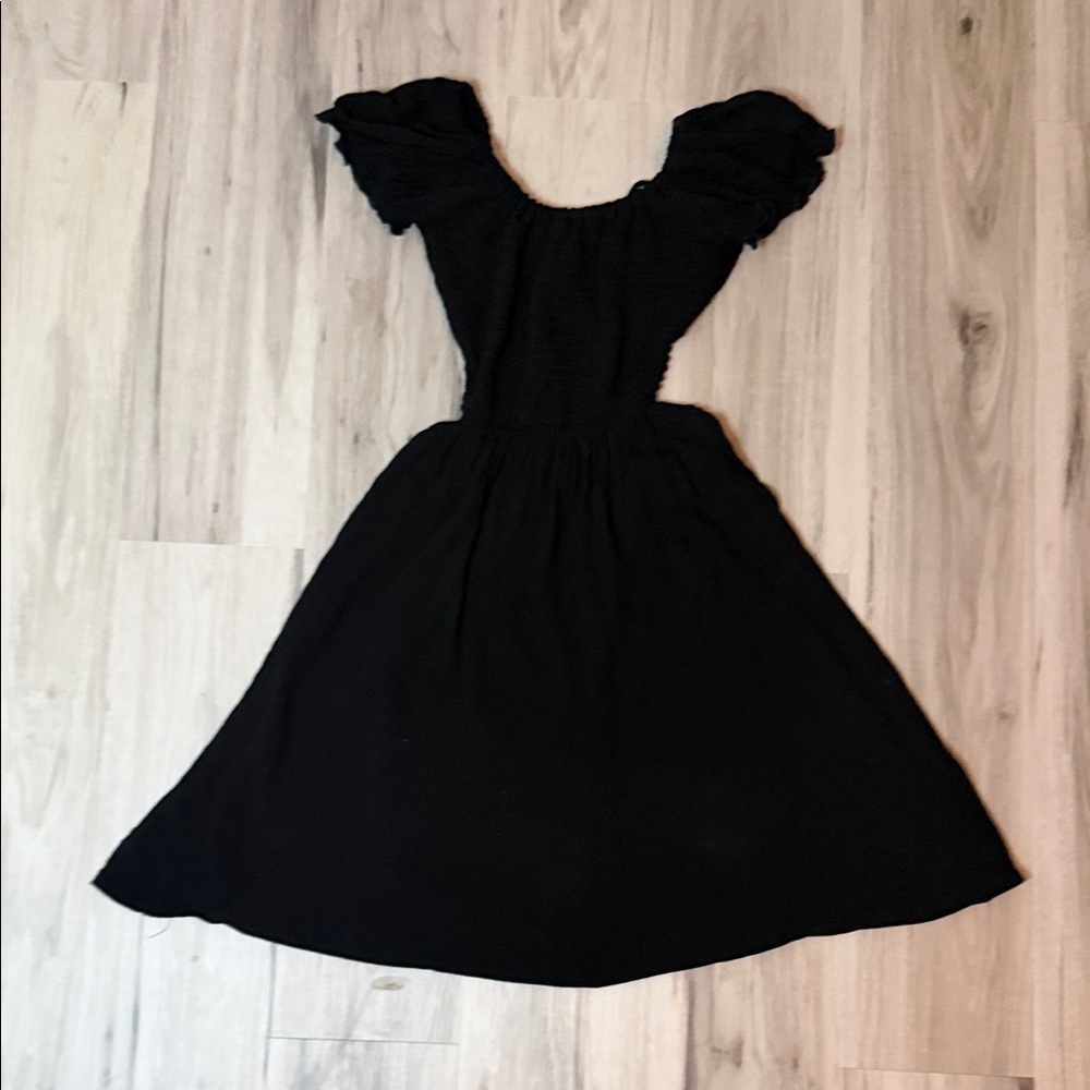 OCEAN DRIVE Elegant Black Cut Out  Dress size small NWOT - Picture 7 of 16